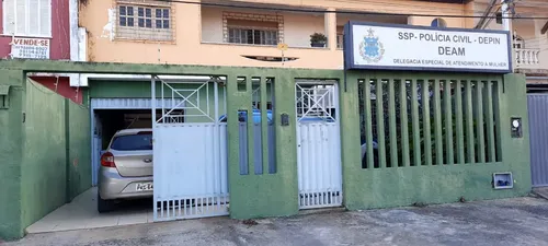 
					Professor é denunciado por importunação sexual em escola na Bahia
				
				