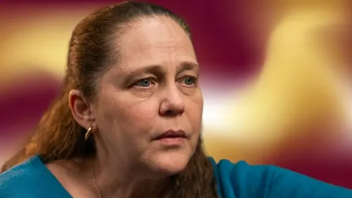 
					Quem Ama Cuida: Ademir encontra e ataca ponto mais fraco de Adriana
				
				