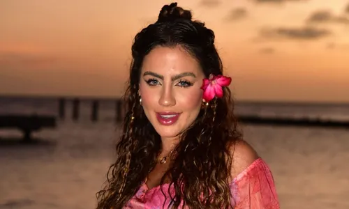 
					Quem é Catherine Bascoy, ex de Vini Jr confirmada em A Fazenda 18
				
				