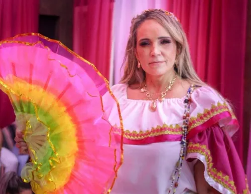 
					Quem é Mãe Michelly, que expôs articulações de Cariúcha no SBT
				
				