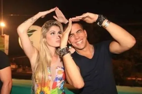 
					Mari Gonzalez e Pipo Marques ficam noivos no Quênia e pedido emociona
				
				