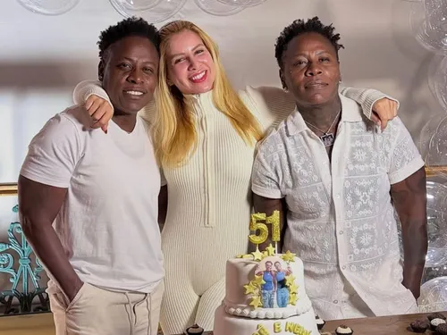 
					Quem é Thais Baptista? Ex de Neném e mãe da filha delas vira centro de polêmica após fim de casamento de 14 anos
				
				
