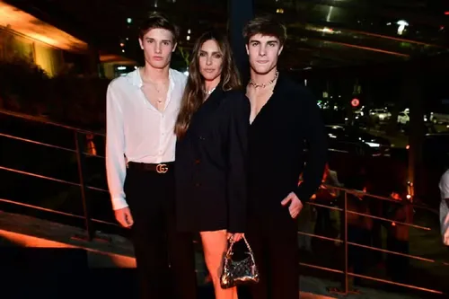 
					Quem são João e Francisco Hilbert? Gêmeos gatos de Fernanda Lima e Rodrigo Hilbert roubam a cena na Festa MASP
				
				