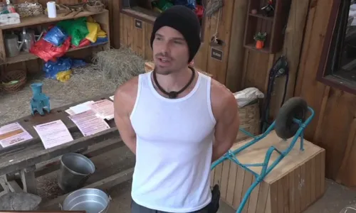 
					A Fazenda 18: Record mostra momento em que Jônatas Faro desiste do reality; saiba motivo
				
				
