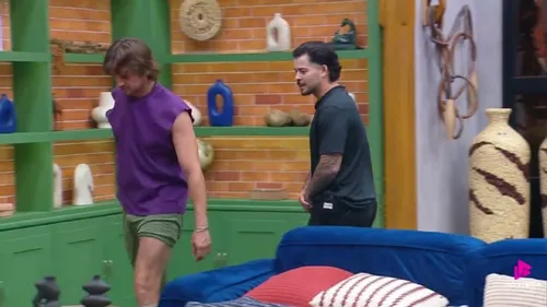 
					Resumo A Fazenda 18: nova Baia, briga generalizada, Darlin desmascarada e Tina planeja pedido de namoro
				
				