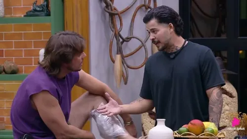 
					Resumo A Fazenda 18: nova Baia, briga generalizada, Darlin desmascarada e Tina planeja pedido de namoro
				
				