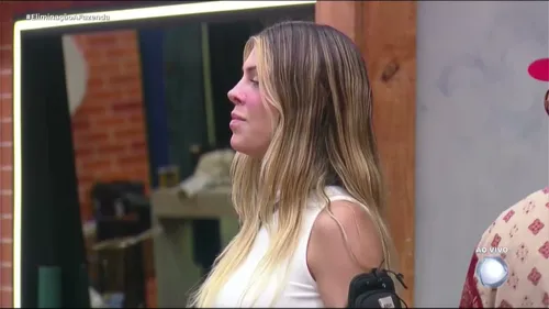 
					Resumo A Fazenda 18: Renê expõe bomba, Ana Bruna surta, Ariela volta atacando e Fran vai para a Baia
				
				