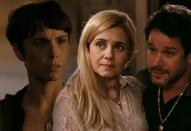 
					Resumo 'Avenida Brasil' 29/09/2026: Nina pressiona Carminha para terminar casamento com Tufão
				
				