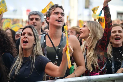
					Rock in Rio: namorado de Pedro Sampaio rouba a cena na grade do show
				
				