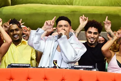 
					Rock in Rio: namorado de Pedro Sampaio rouba a cena na grade do show
				
				