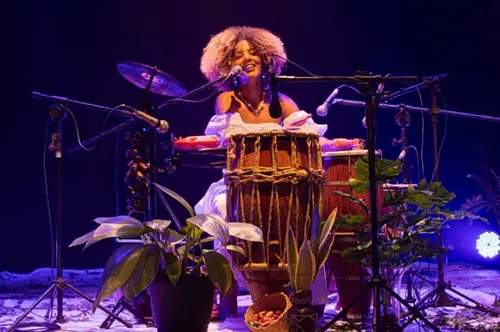
					Silva, Sandra de Sá, Zeca Baleiro, aniversário do Ilê Aiyê e Olodum: veja a Agenda Cultural de Salvador e RMS
				
				