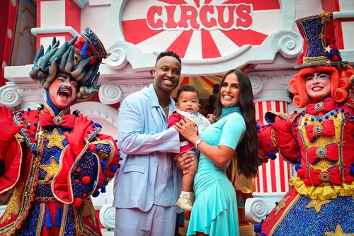 
					Thiaguinho e Carol Peixinho celebram 1 ano do filho Bento; relembre início do relacionamento
				
				