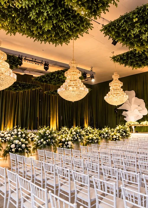 
					Casamento de Davi Brito tem R$ 240 mil em vasos e regra rigorosa; veja
				
				
