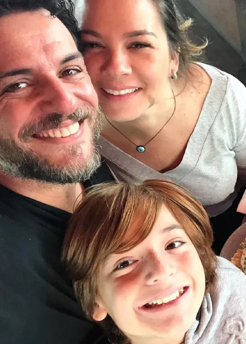 
					Esposa de Rodrigo Lombardi se apaixonou pelo ator em Bang Bang
				
				