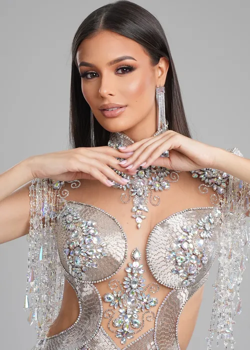
					Quem é a Miss Brasil que perdeu título após descobrir gravidez
				
				