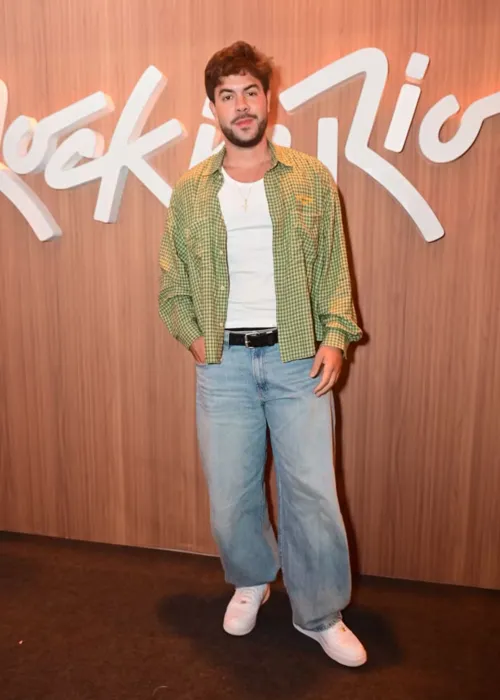 
					Rock in Rio: famosos ousam com couro e mais; veja looks do 2º dia
				
				