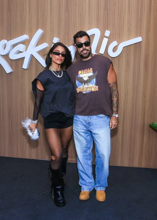 
					Rock in Rio: famosos ousam com couro e mais; veja looks do 2º dia
				
				