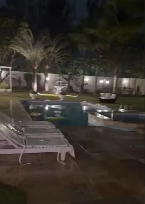 
					Scooby toma decisão sobre mansão gigante após fim com Cíntia Dicker
				
				