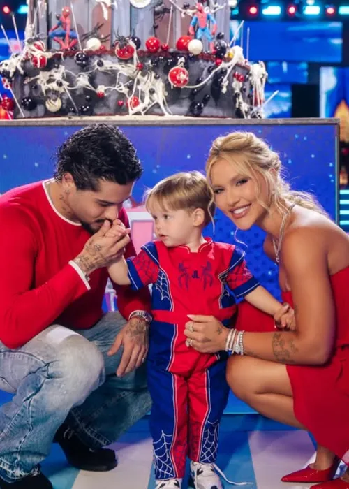 
					Virginia Fonseca e Zé Felipe surgem juntos em festão de José Leonardo
				
				