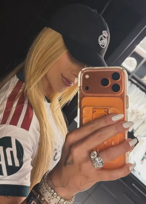 
					Virginia toma atitude com Vini Jr. após ataques de torcedores do Real
				
				