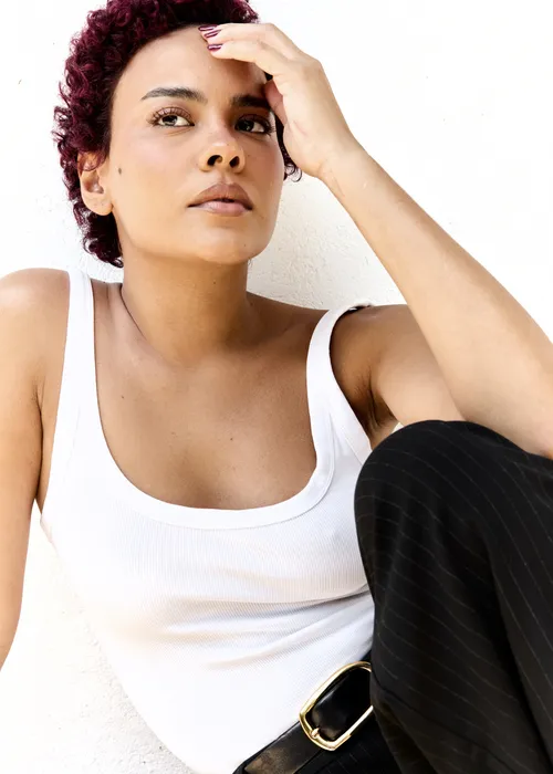 
					Bella Campos muda radicalmente o visual e surge com novo cabelo; FOTOS
				
				