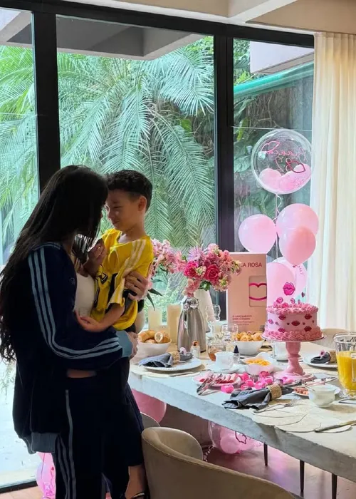 
					Bianca Andrade expõe o verdadeiro motivo para largar a 'casa do tubarão' de R$ 18 milhões, com cinema e aquário
				
				