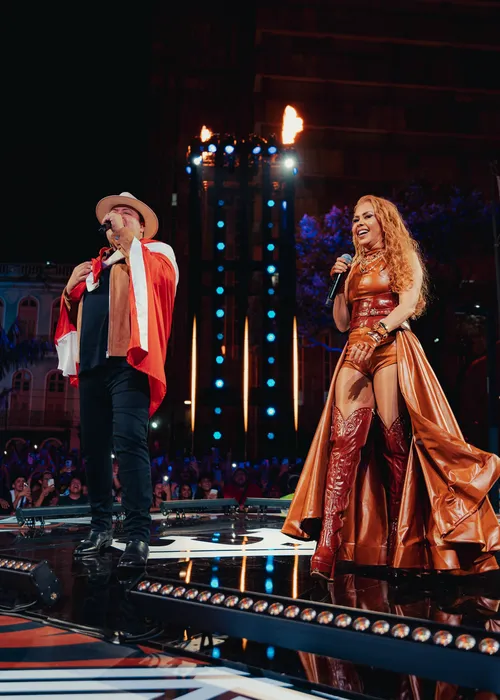 
					Compositor revela que Joelma mudou letra de “Príncipe Encantado” por causa da religião: 'Não se sentia mais confortável'
				
				