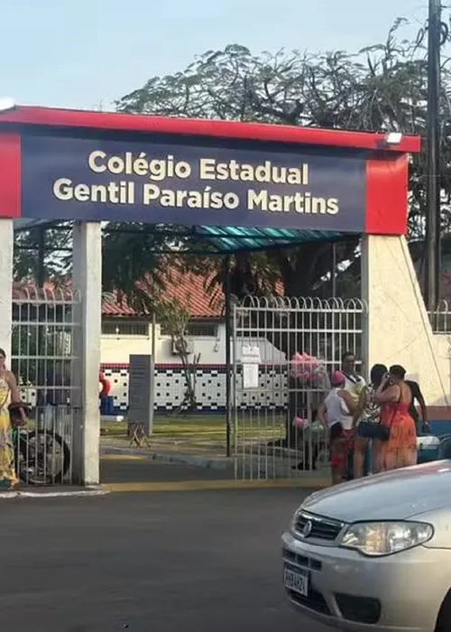 
					Eleitor viaja 800 km para votar na Bahia e descobre que título foi cancelado por morte
				
				