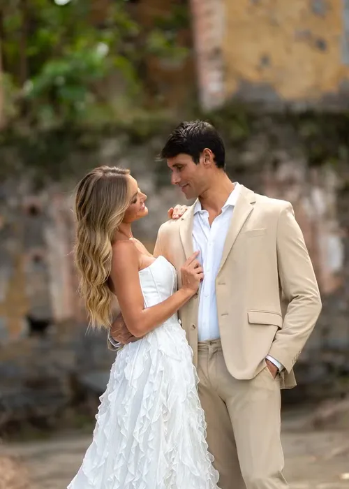 
					Ex-BBB Bárbara Heck anuncia gravidez após tragédia: 'Bebê arco-íris'
				
				
