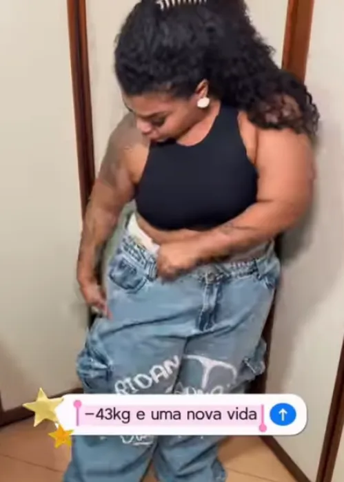 
					Filha de Arlindo Cruz exibe antes e depois de perder 43kg com look usado em 'A Fazenda'; compare
				
				