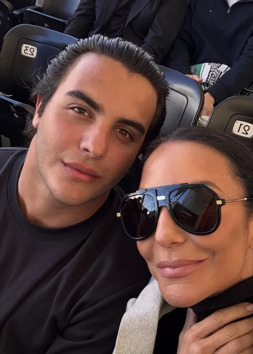 
					Ivete Sangalo revela apelidos carinhosos de Marcelo Sangalo em aniversário: 'Meu maior projeto'
				
				