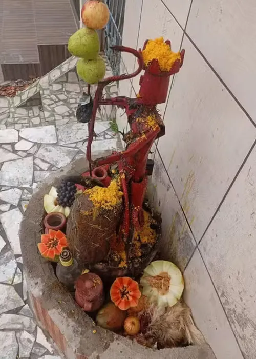
					Mãe de santo denuncia pastor por quebrar imagem de orixá na Bahia
				
				