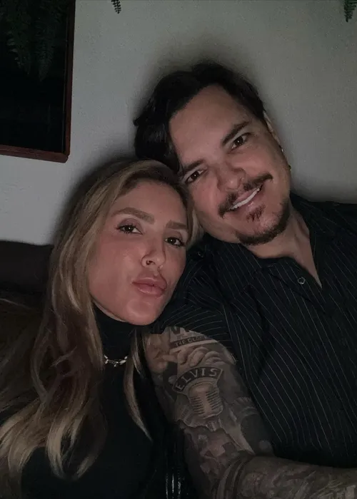 
					Manu Bahtidão anuncia separação após 11 anos de casamento; relação começou com traição dupla
				
				