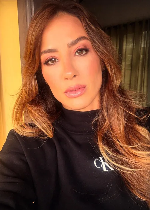 
					Quem é Elaine Quisinski, ex de Paulo Zulu que detonou 'flerte' com Nívea Stelmann
				
				