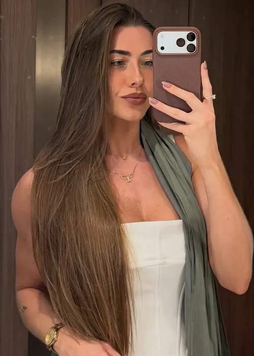 
					Quem é Elisa Klein, novo amor do ex-BBB Jonas; modelo recebeu ‘benção’ da sogra polêmica
				
				