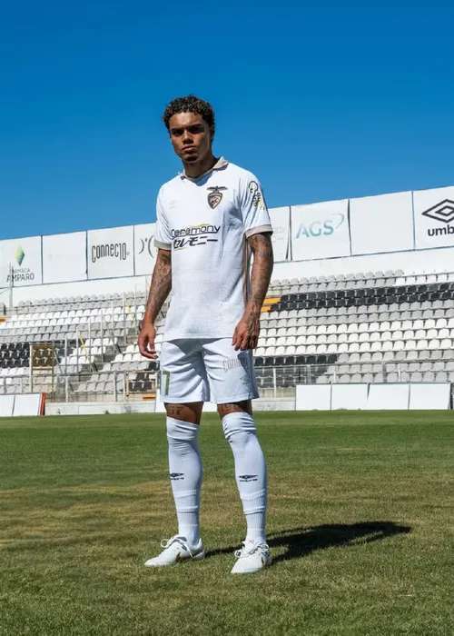 
					Quem é Giovanna Buscacio, nora de Ronaldinho Gaúcho que já viveu affair com Gabigol
				
				