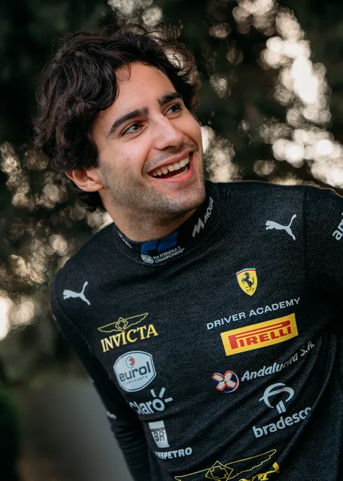 
					Quem é Rafa Câmara, novo piloto brasileiro na Fórmula 1
				
				