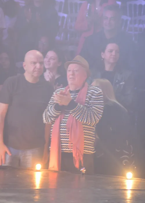 
					Raul Gil faz rara aparição dois anos após deixar o SBT; saiba o que ele faz atualmente
				
				