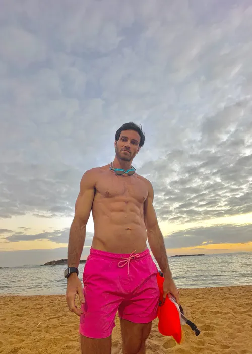 
					Record aposta em Lucas Bissoli, galã do BBB, para cota de gatos de A Fazenda 18
				
				