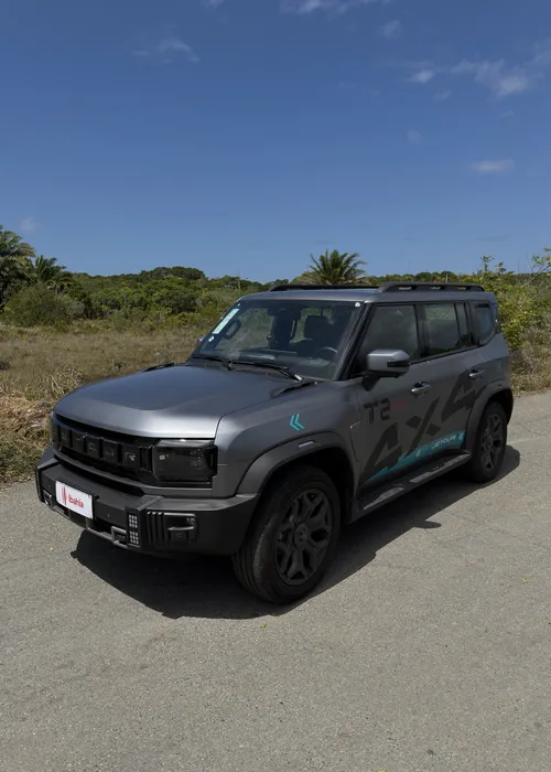 
					Testamos a versão 4x4 do super SUV T2
				
				