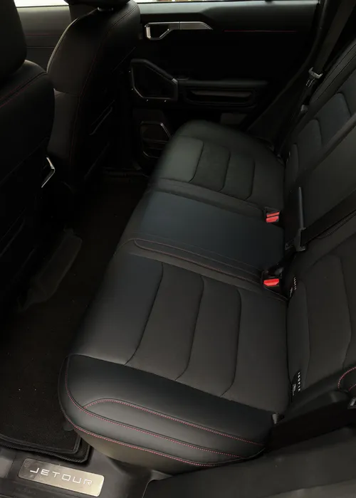 
					Testamos a versão 4x4 do super SUV T2
				
				