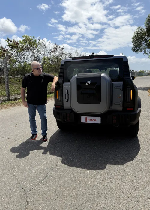 
					Testamos a versão 4x4 do super SUV T2
				
				