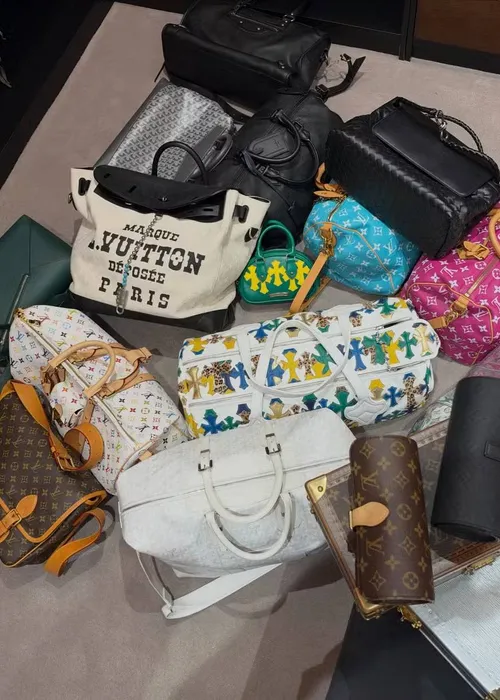
					Vini Jr. exibe coleção de bolsas de grife e closet de cinema dias após término com Virginia Fonseca
				
				