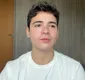 
                  Ator da Globo chora e faz novo desabafo após ataque homofóbico