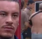 
                  A Fazenda 18: Murilo 'humilha' Serginho Cabeção por andar só de cueca e atitude divide opiniões