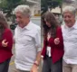 
                  Aos 76 anos, Caco Barcellos reaparece de bengala após passar por cirurgia na coluna e chama atenção
