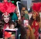 
                  Veja a chegada de Anitta para virar rainha da Grande Rio; affair acompanha cantora
