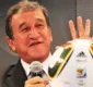 
                  "Futebol e política não se misturam", diz Carlos Alberto Parreira