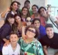 
                  Ivete Sangalo reúne famosos em casa em feijoada pós-show