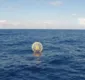 
                  Homem é resgatado em alto-mar dentro de bolha inflável nos EUA